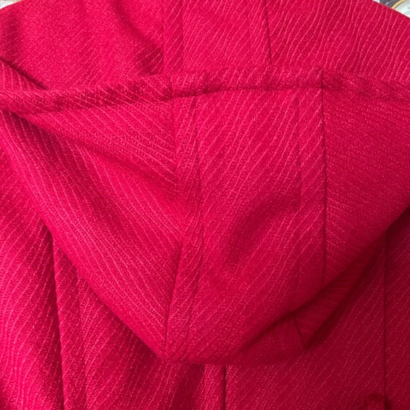 Forever 21 size S like new short coat - Picture 6 of 7